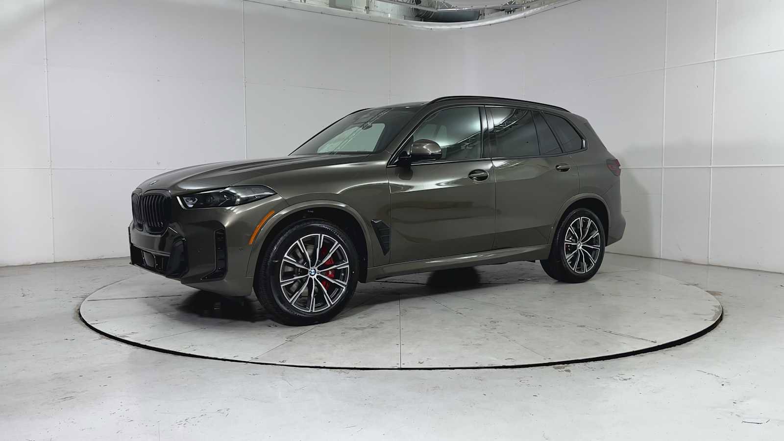 New 2026 BMW X5 xDrive40i w/ M Sport Package image 6