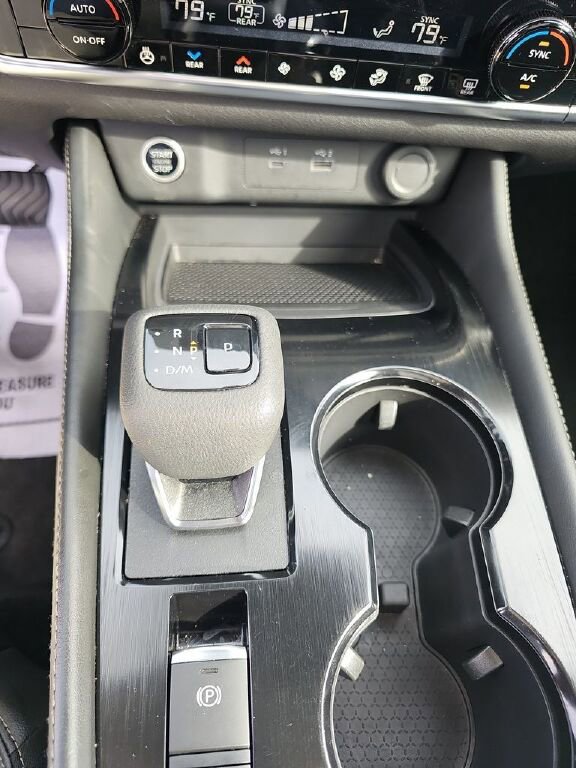 Used 2023 Nissan Rogue SL w/ SL Premium Package image 26