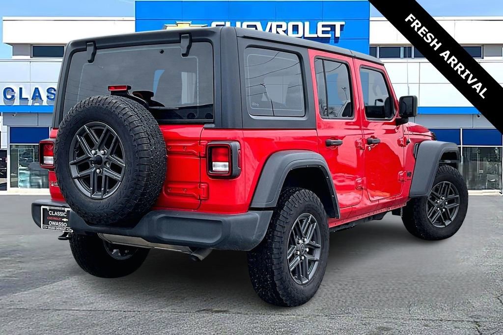 Used 2023 Jeep Wrangler Sport image 5