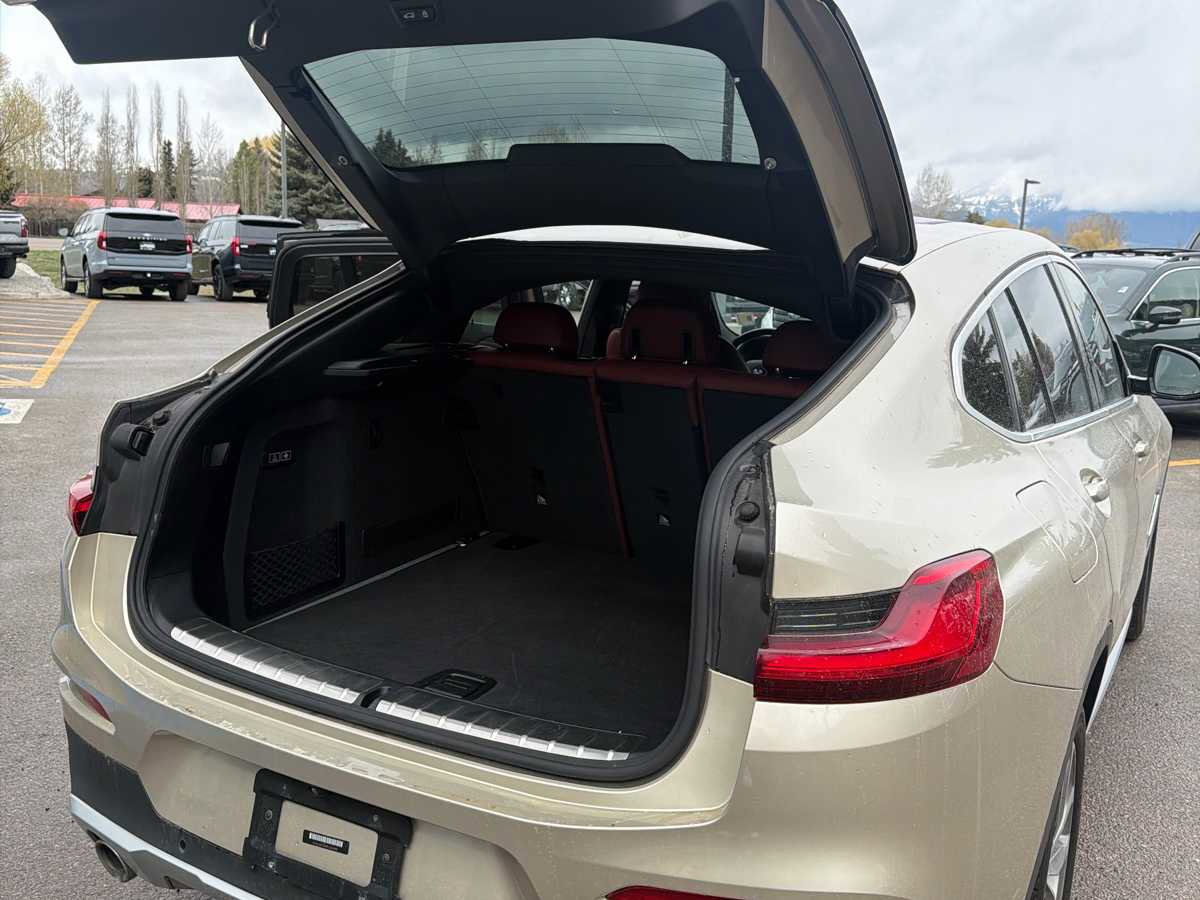 Used 2019 BMW X4 xDrive30i image 16