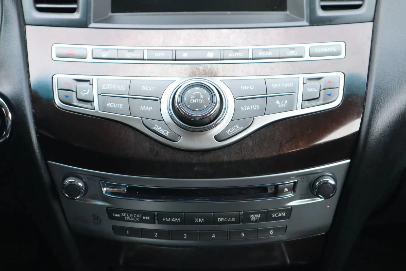 Used 2013 INFINITI JX35 AWD w/ Premium Pkg image 23