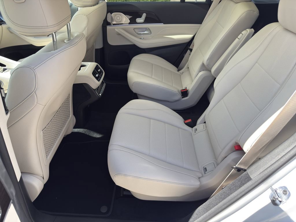 New 2026 Mercedes-Benz GLS 450 4MATIC image 11