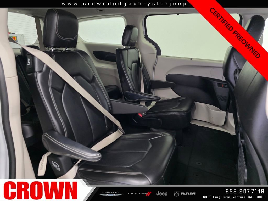 Certified 2024 Chrysler Pacifica Touring-L image 13