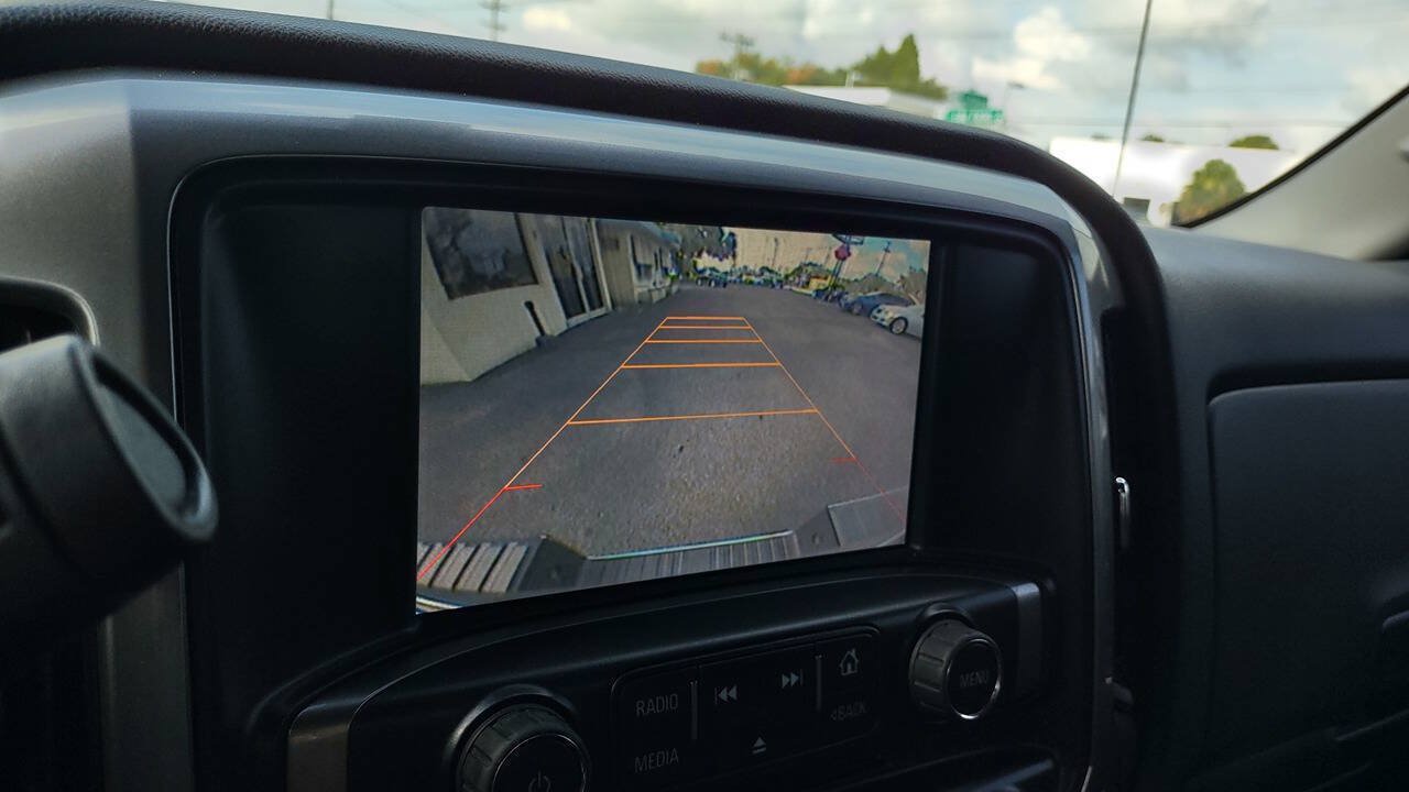 Used 2015 Chevrolet Silverado 1500 LT w/ LT Convenience Package RWD image 21