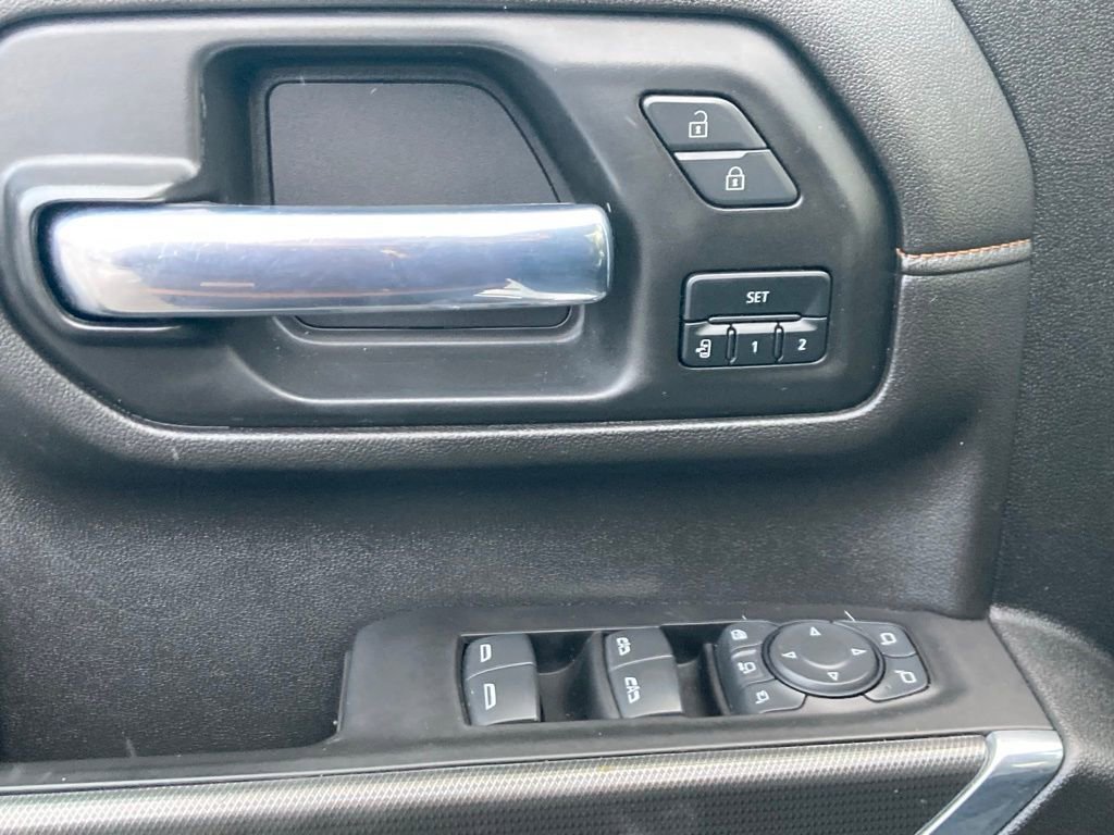 Used 2021 GMC Sierra 2500 AT4 w/ AT4 Preferred Package image 19