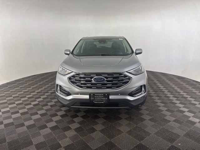 Used 2024 Ford Edge Titanium image 2