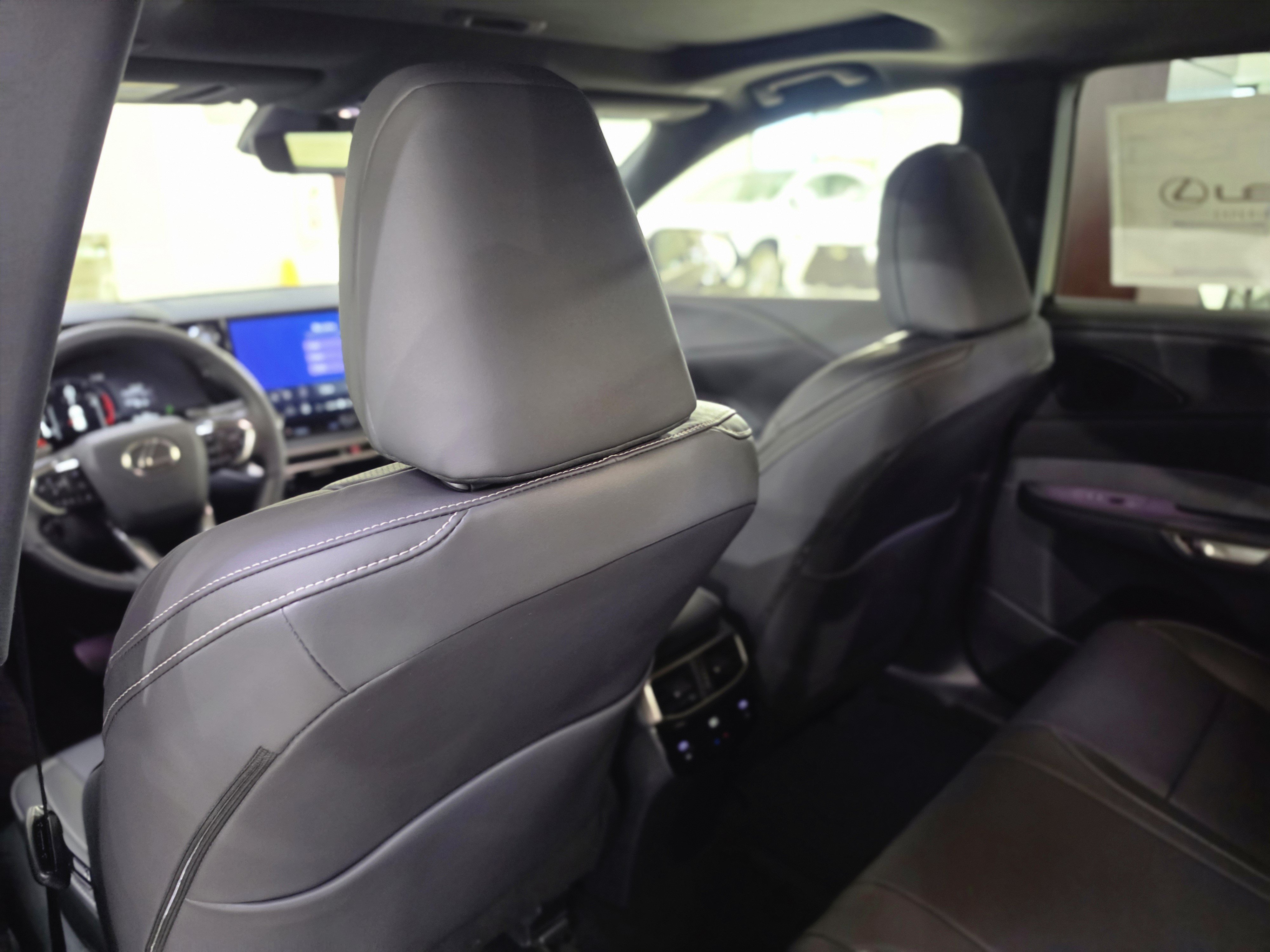 New 2026 Lexus RX 350 Premium Plus w/ Accessory Package (Z1) FWD image 11