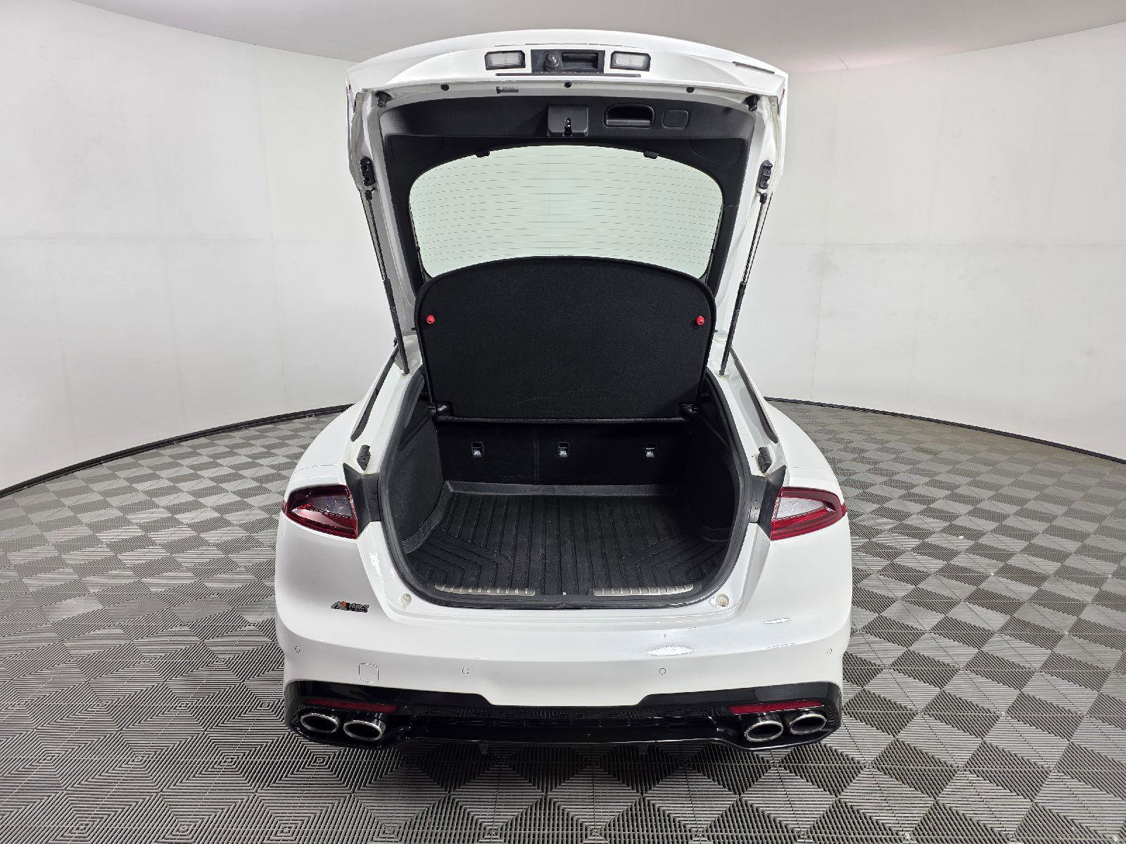 Used 2019 Kia Stinger GT AWD/4WD image 5