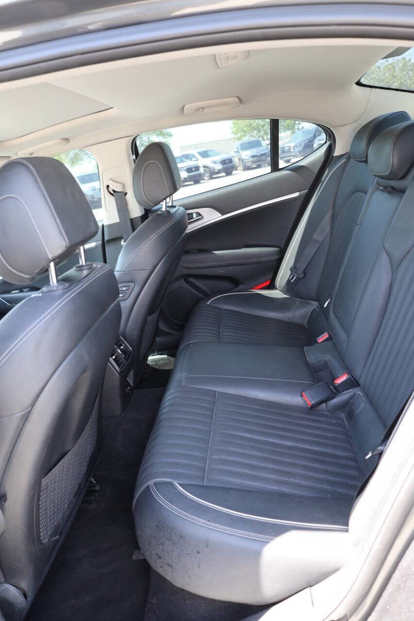 Used 2019 Genesis G70 2.0T Advanced w/ Elite Package AWD/4WD image 16