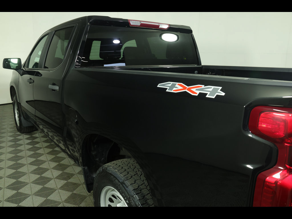 Used 2023 Chevrolet Silverado 1500 W/T w/ WT Value Package AWD/4WD image 16