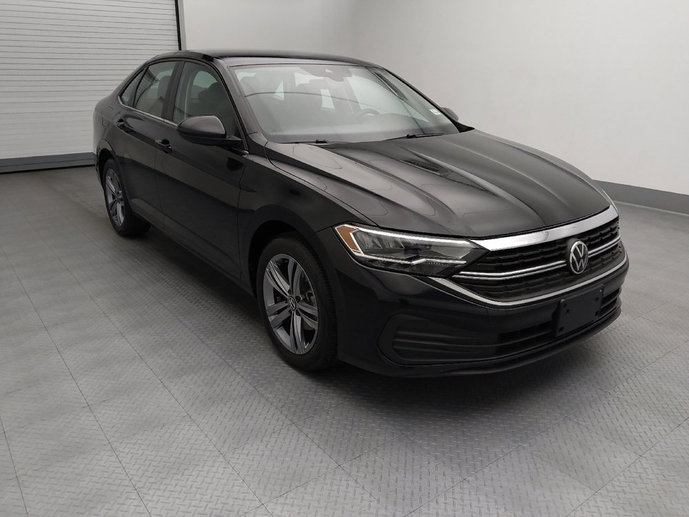Used 2024 Volkswagen Jetta SE FWD image 13