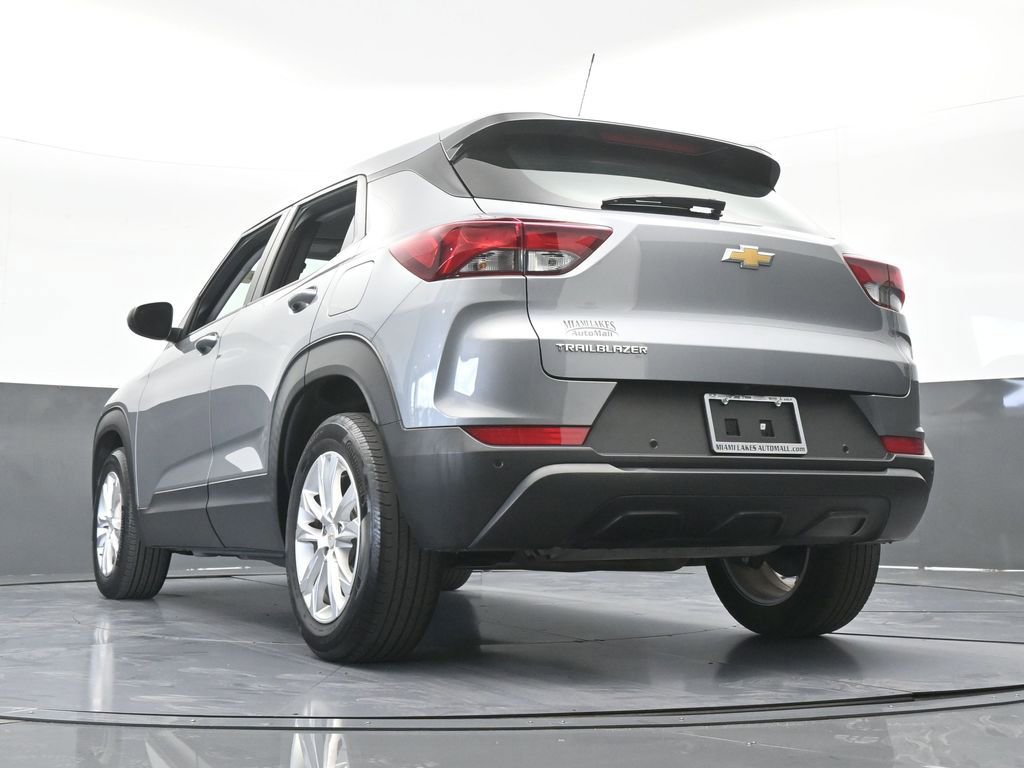 Used 2023 Chevrolet TrailBlazer LS FWD image 56