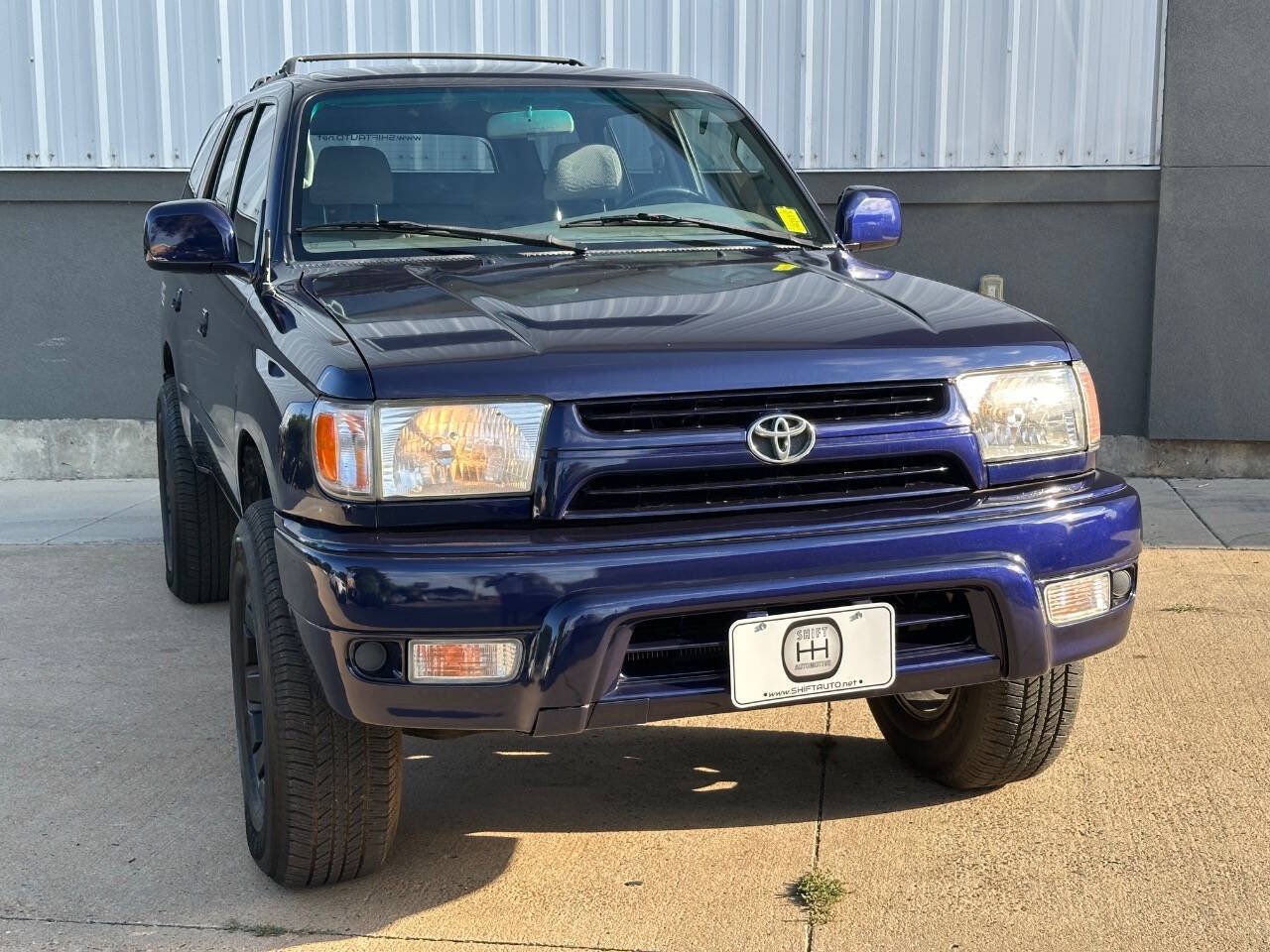 Used 2001 Toyota 4Runner SR5 w/ Upgrade Value Pkg 3 AWD/4WD image 30