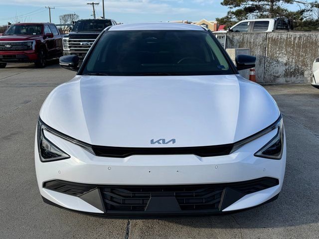 Used 2025 Kia EV6 Light image 2