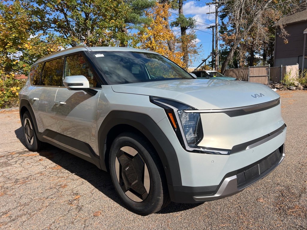 New 2026 Kia EV9 Wind image 5