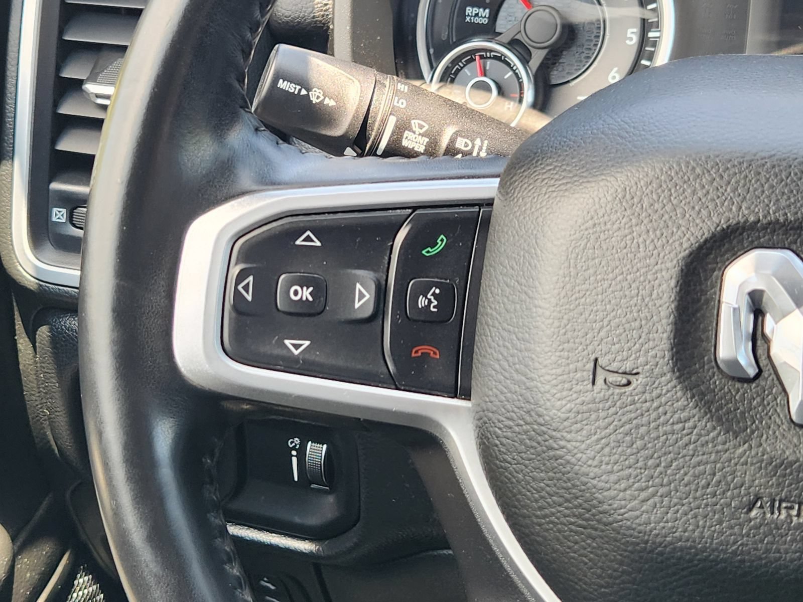 Used 2020 RAM 1500 Big Horn RWD image 31