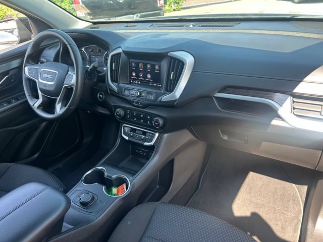 Used 2024 GMC Terrain SLE AWD/4WD image 34