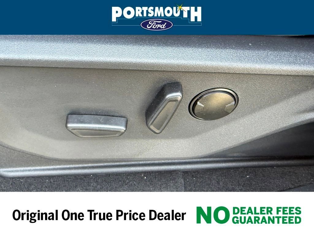 New 2026 Ford Expedition Active image 25