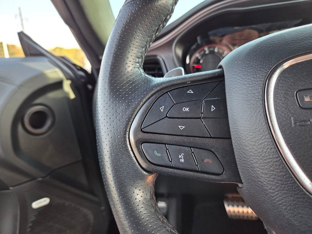 Used 2023 Dodge Challenger R/T w/ Plus Package image 20
