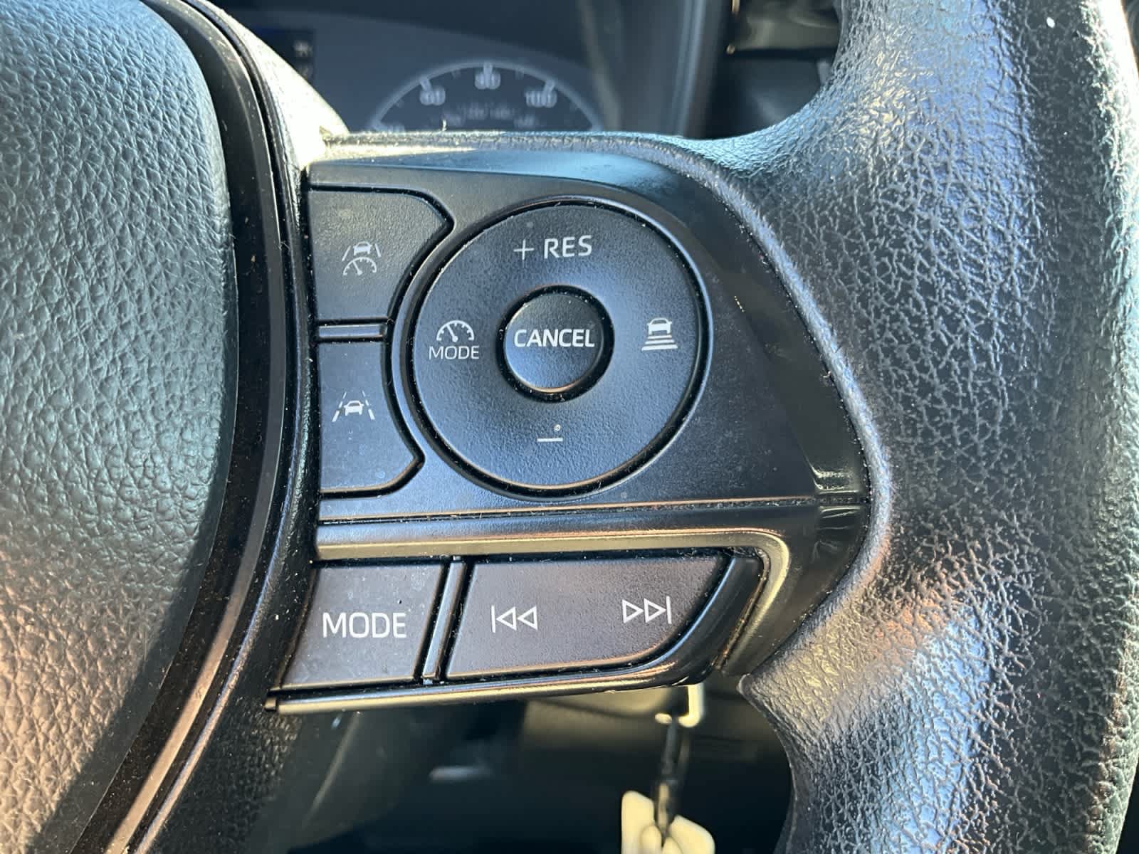 Used 2024 Toyota Corolla LE FWD image 18
