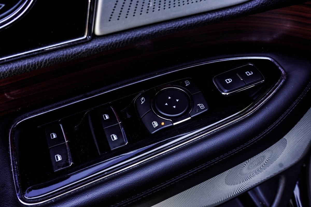 Used 2021 Lincoln Navigator Reserve AWD/4WD image 33