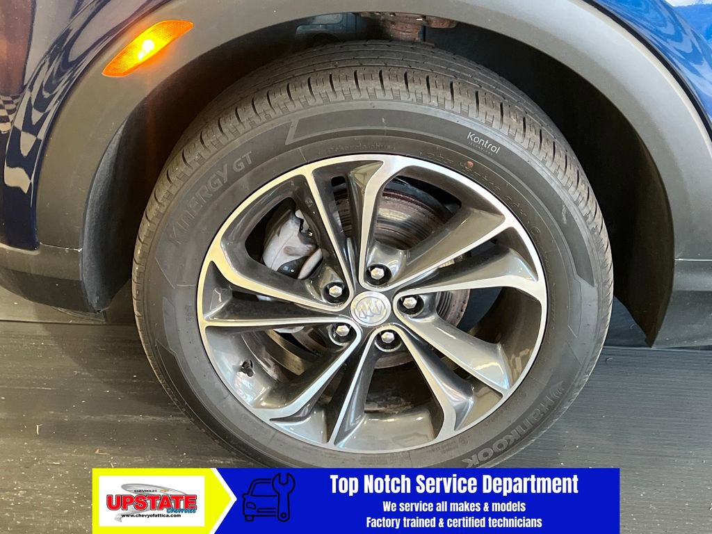 Used 2022 Buick Encore GX Select AWD/4WD image 5
