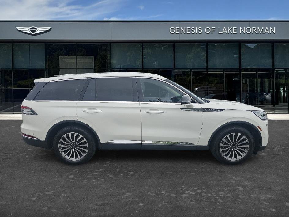 Used 2020 Lincoln Aviator Reserve w/ Elements Package Plus AWD/4WD image 4