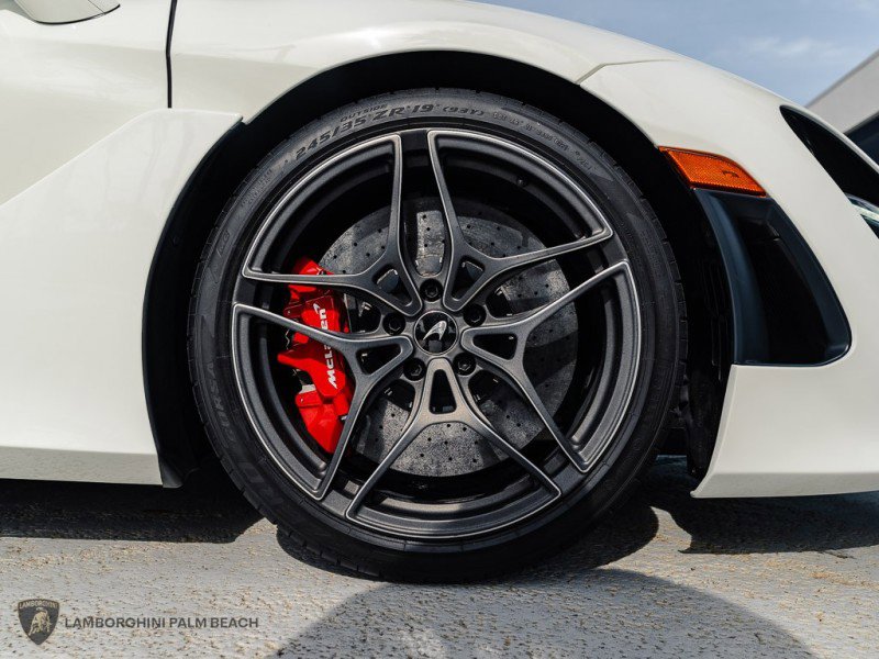 Used 2021 McLaren 720S Luxury image 39