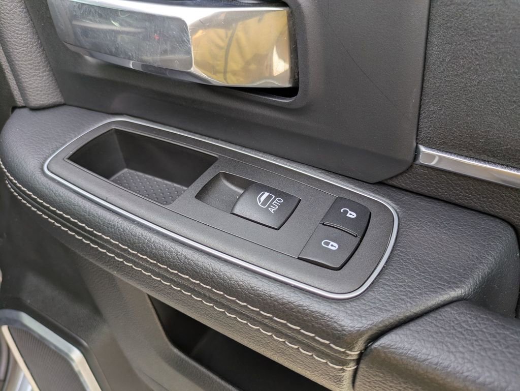 Used 2022 RAM 3500 Laramie image 32