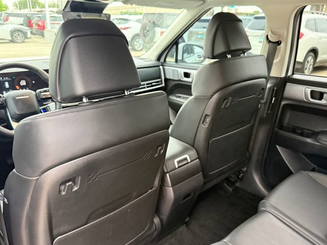 Used 2024 Hyundai Santa Fe SEL FWD image 23