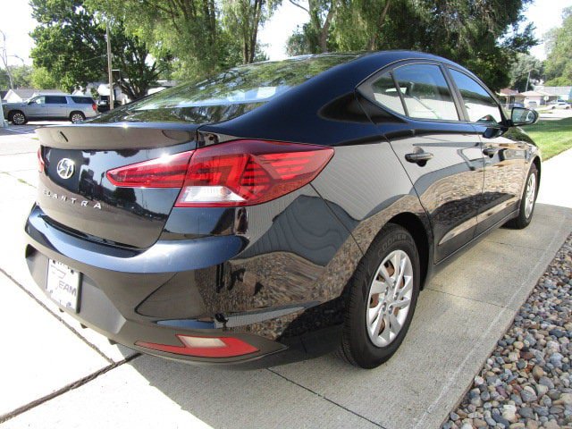Used 2019 Hyundai Elantra SE w/ Cargo Package FWD image 7