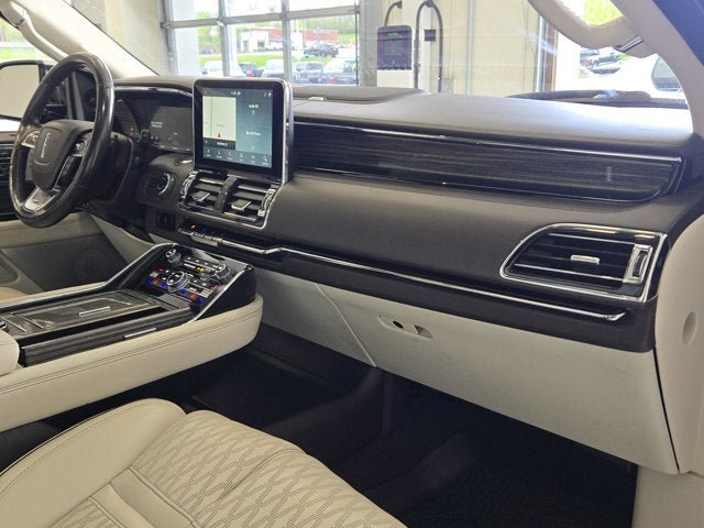 Used 2020 Lincoln Navigator Black Label AWD/4WD image 4