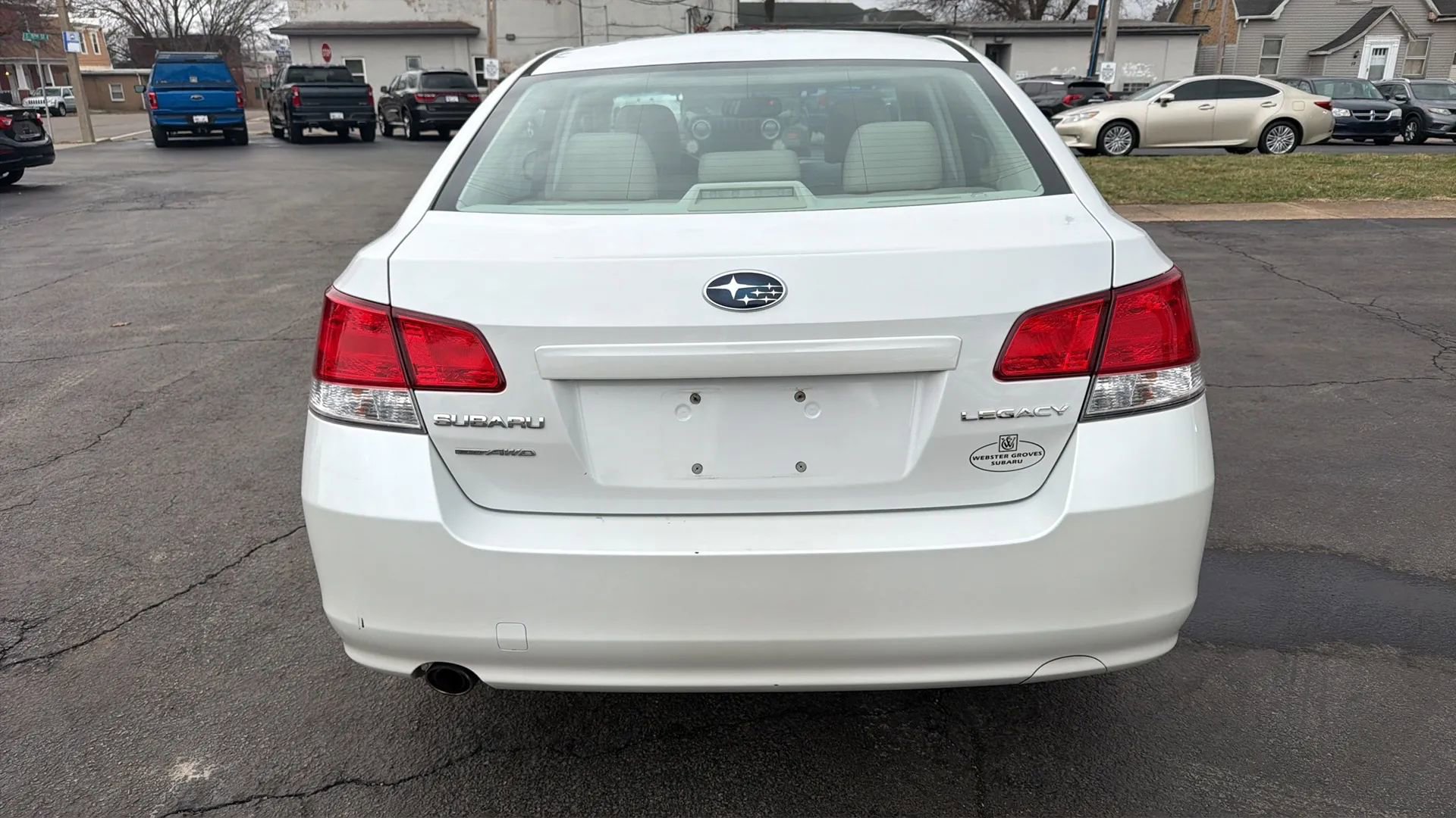 Used 2010 Subaru Legacy 2.5i Premium image 6