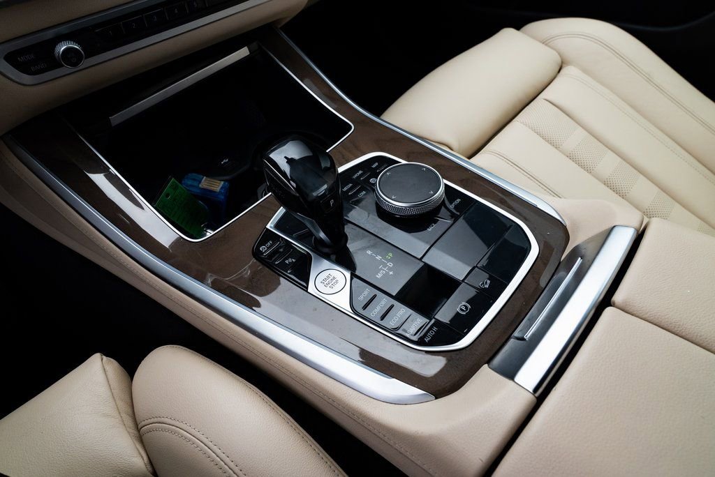 Used 2021 BMW X5 xDrive40i image 16