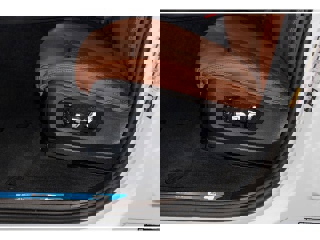 New 2026 BMW X5 xDrive50e image 51