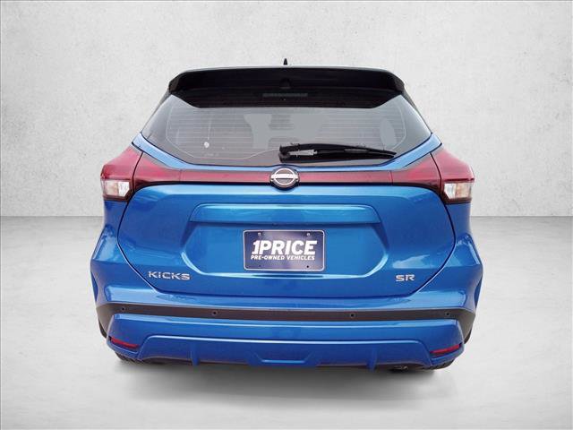 Used 2023 Nissan Kicks SR w/ SR Premium Package FWD image 6