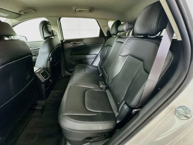 Used 2023 Kia Sportage EX AWD/4WD image 29
