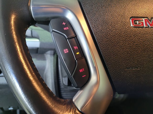 Used 2015 GMC Acadia SLE image 27