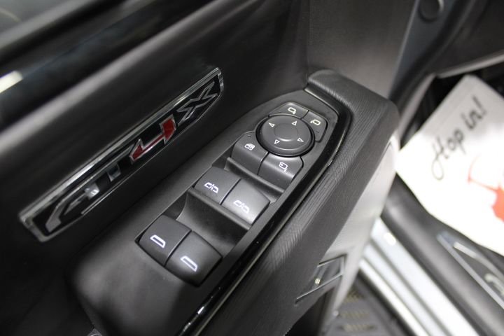 Used 2025 GMC Sierra 1500 AT4X AWD/4WD image 20