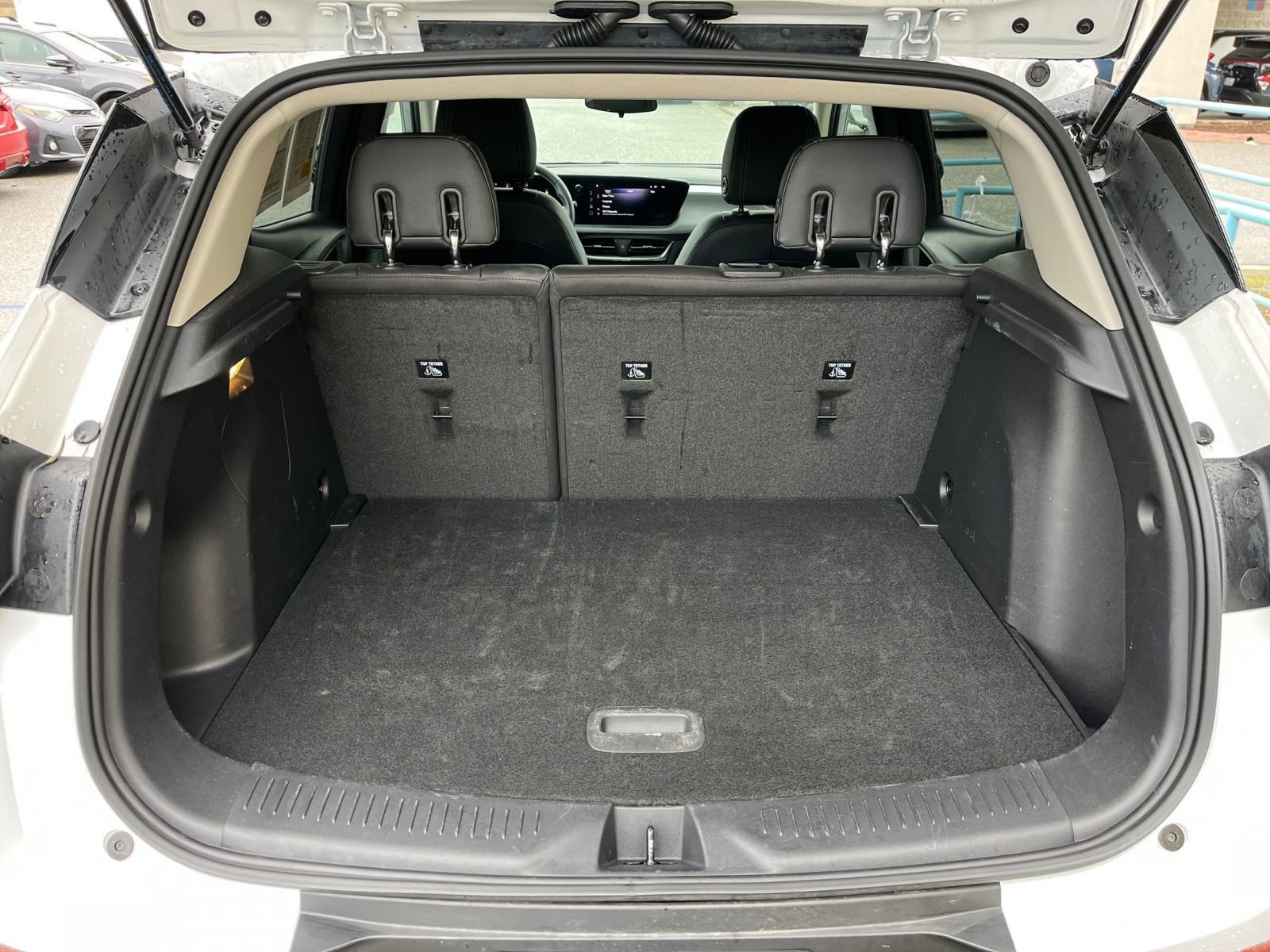 Used 2025 Buick Encore GX Preferred image 31