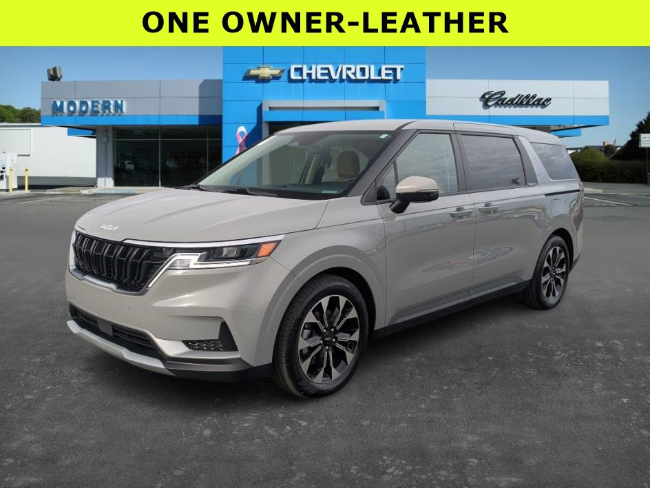 Used 2024 Kia Carnival EX