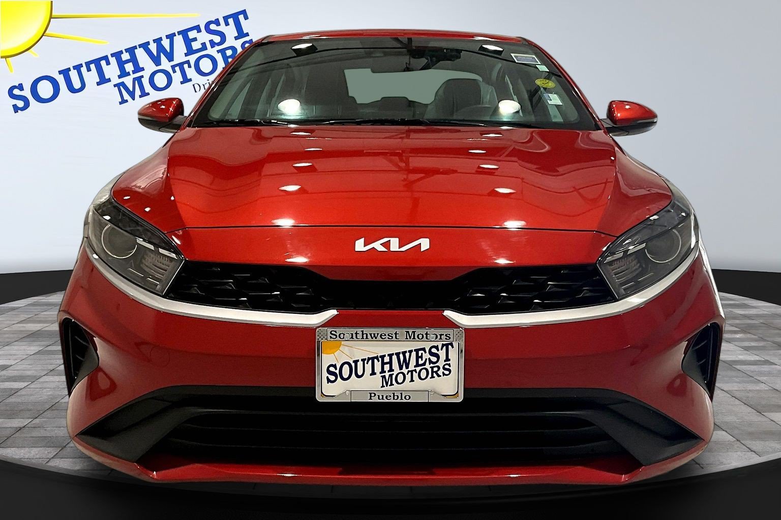 Used 2023 Kia Forte LXS w/ LXS Technology Package FWD image 2