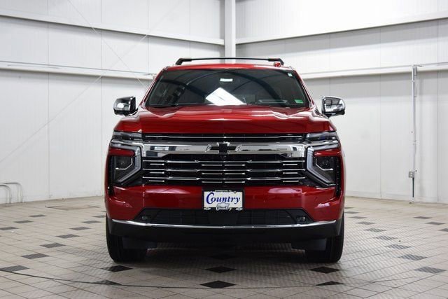 New 2026 Chevrolet Suburban Premier image 2
