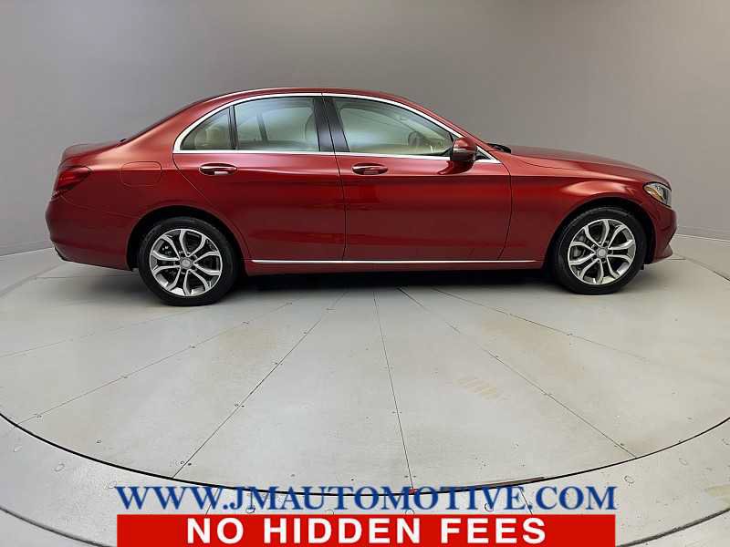 Used 2017 Mercedes-Benz C 300 4MATIC Sedan image 6