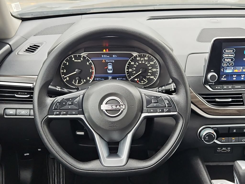 Used 2025 Nissan Altima 2.5 SV FWD image 23