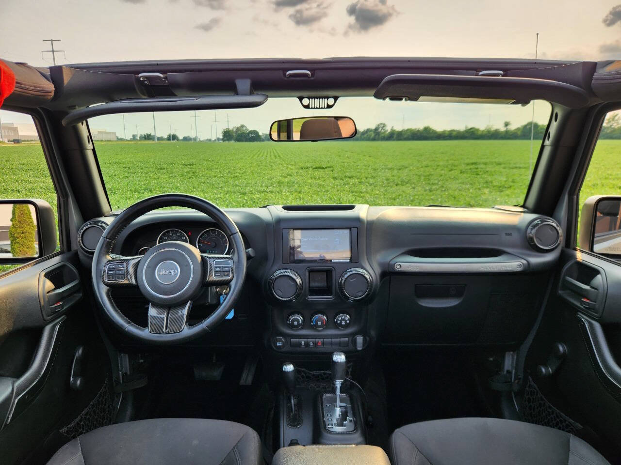 Used 2016 Jeep Wrangler Unlimited Sport w/ Connectivity Group AWD/4WD image 7
