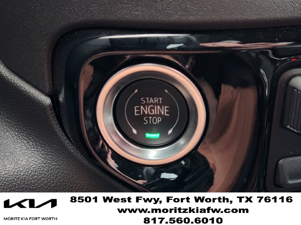 Used 2025 Chevrolet Silverado 1500 LT Trail Boss w/ Convenience Package II AWD/4WD image 22