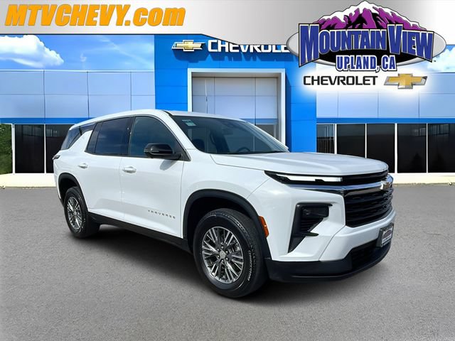 Used 2024 Chevrolet Traverse LS w/ LPO, Floor Liner Package FWD image 1