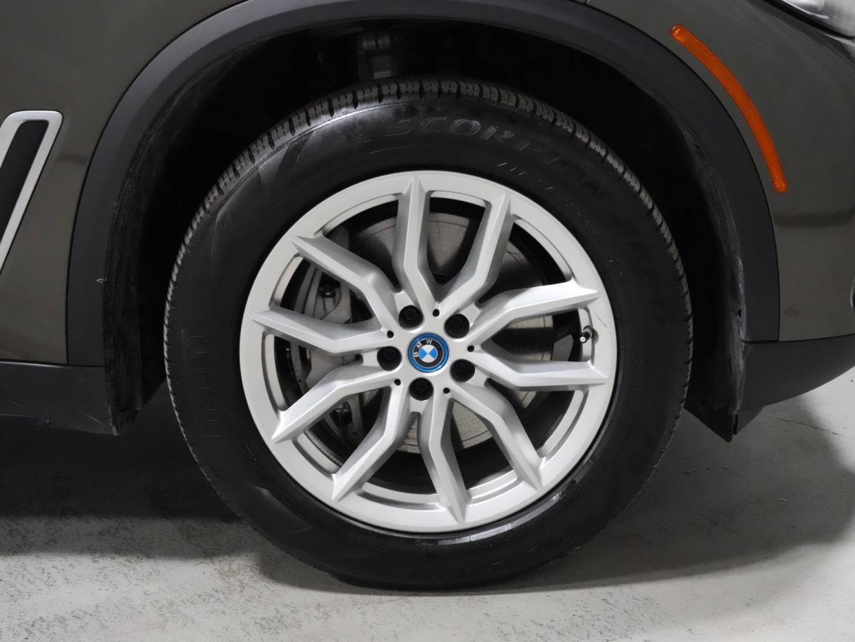 Certified 2023 BMW X5 xDrive45e image 34