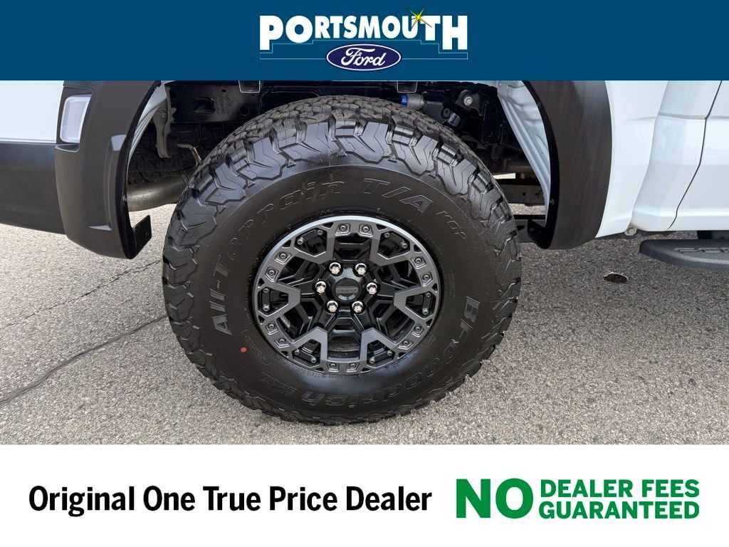 Used 2025 Ford F150 Raptor w/ Equipment Group 803A Raptor R image 40